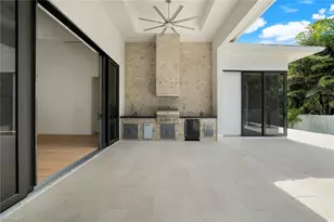 1248 13th Ave N, Naples, FL 34102 - Photo 33
