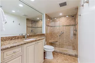 25 Bluebill Ave, Naples, FL 34108 - Photo 21