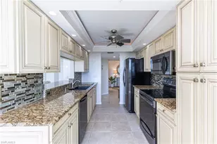 25 Bluebill Ave, Naples, FL 34108 - Photo 13