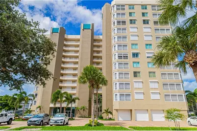 25 Bluebill Ave #403, Naples, FL 34108 - Photo 5