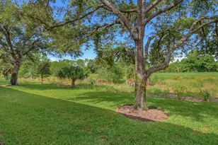 3445 Grand Cypress Dr, Naples, FL 34119 - Photo 21