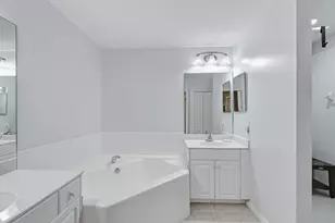 3445 Grand Cypress Dr, Naples, FL 34119 - Photo 13
