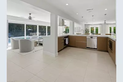 1390 Mandarin Rd, Naples, FL 34102 - Photo 17