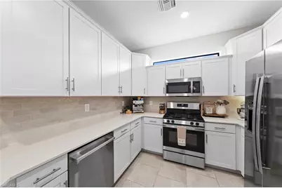 19512 Hinkley Dr, Estero, FL 33928 - Photo 11
