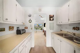 468 12th Ave S, Naples, FL 34102 - Photo 15