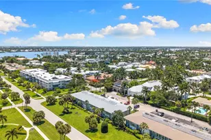 468 12th Ave S, Naples, FL 34102 - Photo 31