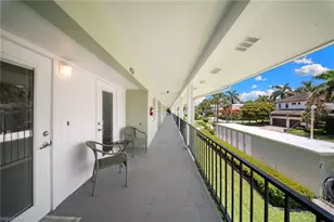 468 12th Ave S, Naples, FL 34102 - Photo 25