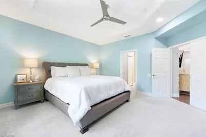 682 Catamaran Ct, Naples, FL 34110 - Photo 9