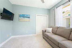 682 Catamaran Ct, Naples, FL 34110 - Photo 15