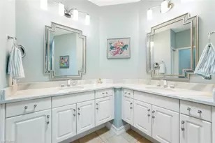 682 Catamaran Ct, Naples, FL 34110 - Photo 11