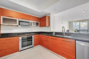 3000 Oasis Grand Blvd, Fort Myers, FL 33916 - Photo 13