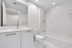 3000 Oasis Grand Blvd, Fort Myers, FL 33916 - Photo 27