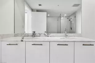 3000 Oasis Grand Blvd, Fort Myers, FL 33916 - Photo 23