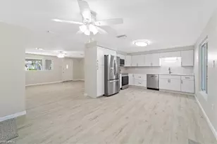 6128 Cocos Dr, Fort Myers, FL 33908 - Photo 5