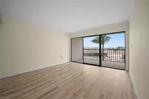 260 Southbay Dr, Naples, FL 34108 - Photo 9