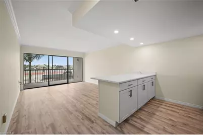 260 Southbay Dr #207, Naples, FL 34108 - Photo 7