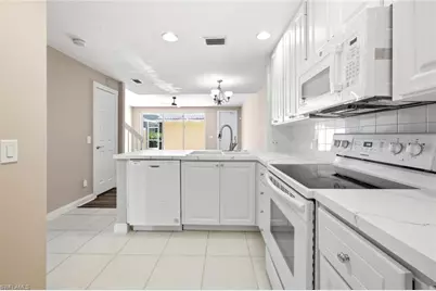 29002 Alessandria Cir, Bonita Springs, FL 34135 - Photo 15