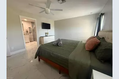 2540 Chiquita Blvd N, Cape Coral, FL 33993 - Photo 9