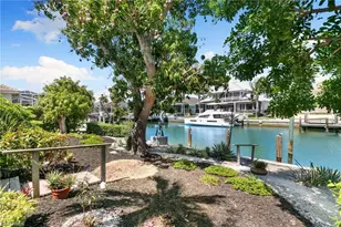 751 Orchid Ct, Marco Island, FL 34145 - Photo 29