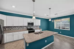 4295 Bluegrass Dr, Fort Myers, FL 33916 - Photo 7