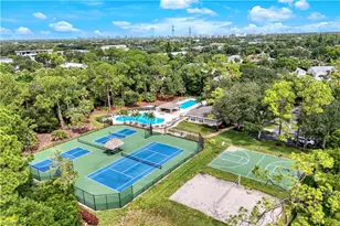 325 Dover Pl, Naples, FL 34104 - Photo 35