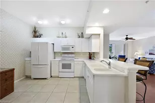 325 Dover Pl, Naples, FL 34104 - Photo 13