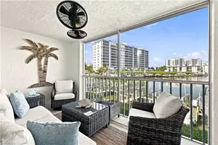 9103 Vanderbilt Dr, Naples, FL 34108 - Photo 1