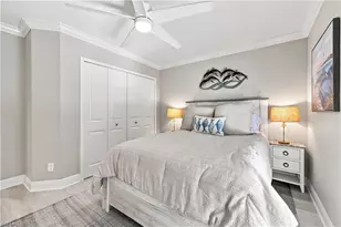 9103 Vanderbilt Dr, Naples, FL 34108 - Photo 17