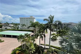845 Collier Ct, Marco Island, FL 34145 - Photo 9