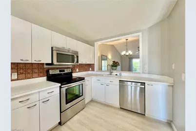 7749 Jewel Ln #202, Naples, FL 34109 - Photo 7