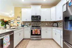1113 Rolling Brk Ln, Naples, FL 34114 - Photo 11