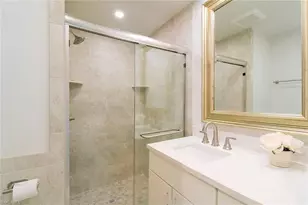 2011 Gulf Shore Blvd N, Naples, FL 34102 - Photo 19