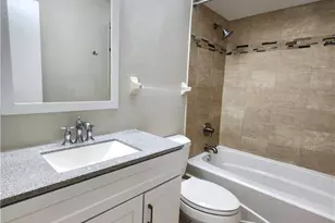 16180 Dublin Cir, Fort Myers, FL 33908 - Photo 9