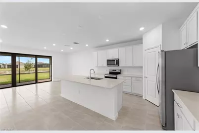3853 Passion Vine Dr, Alva, FL 33920 - Photo 5