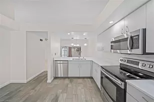 902 McGregor Park Cir, Fort Myers, FL 33908 - Photo 19