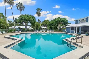 3355 Timberwood Cir, Naples, FL 34105 - Photo 3