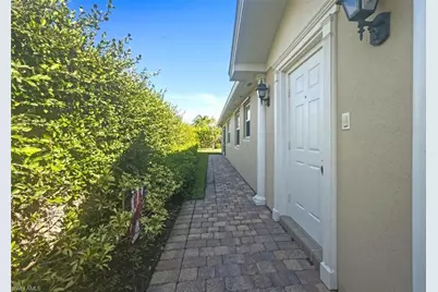 7405 Emilia Ln, Naples, FL 34114 - Photo 3