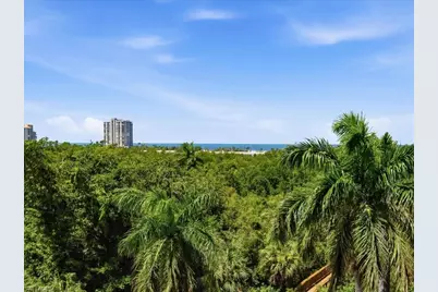 5550 Heron Point Dr #402, Naples, FL 34108 - Photo 5