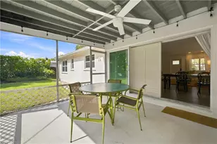 1342 11th St N, Naples, FL 34102 - Photo 25