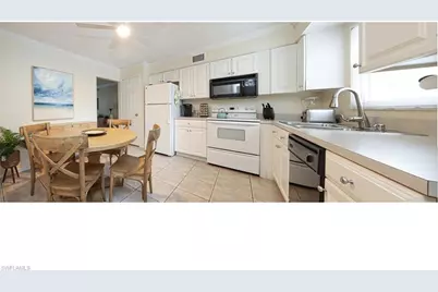 940 3rd St S #101, Naples, FL 34102 - Photo 5