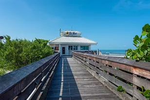 6710 Pelican Bay Blvd, Naples, FL 34108 - Photo 23