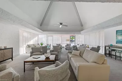 200 Turtle Lake Ct #306, Naples, FL 34105 - Photo 15