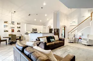 8359 Laurel Lakes Blvd, Naples, FL 34119 - Photo 9