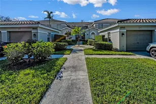 6910 Satinleaf Rd N, Naples, FL 34109 - Photo 3