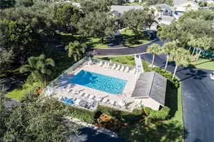774 Wiggins Lake Dr, Naples, FL 34110 - Photo 31