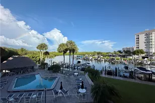 12945 Vanderbilt Dr, Naples, FL 34110 - Photo 15