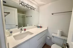 12945 Vanderbilt Dr, Naples, FL 34110 - Photo 17