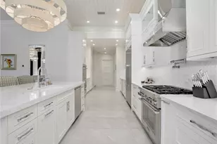 6536 Highcroft Dr, Naples, FL 34119 - Photo 11