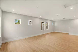 9661 Moonflower Ln, Naples, FL 34114 - Photo 35