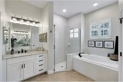 8223 Potomac Ln, Naples, FL 34104 - Photo 11